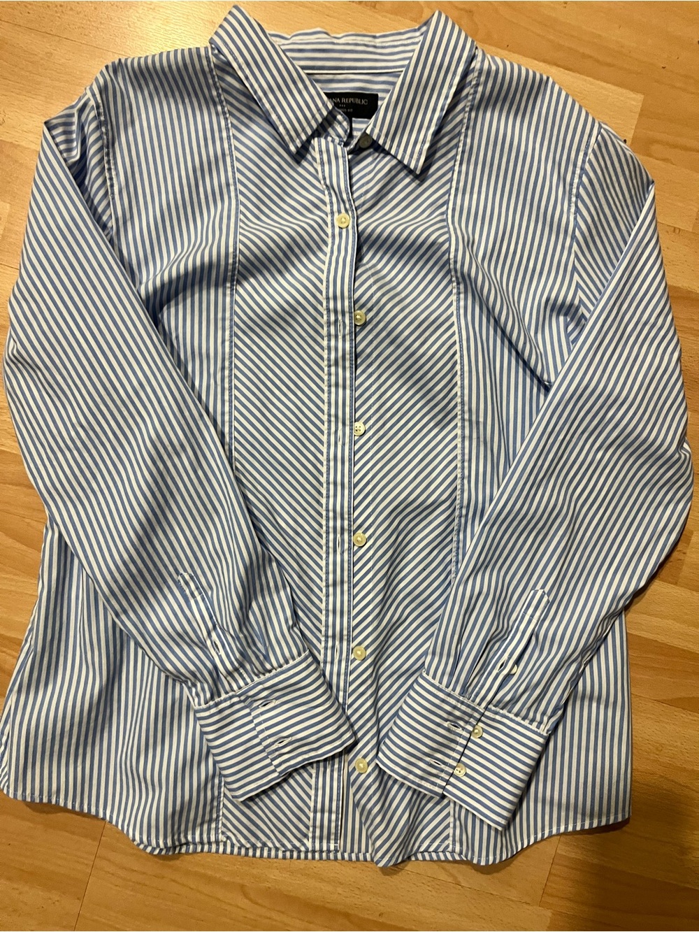 Banana Republic Blue & White Striped women's Button-Down Shirt